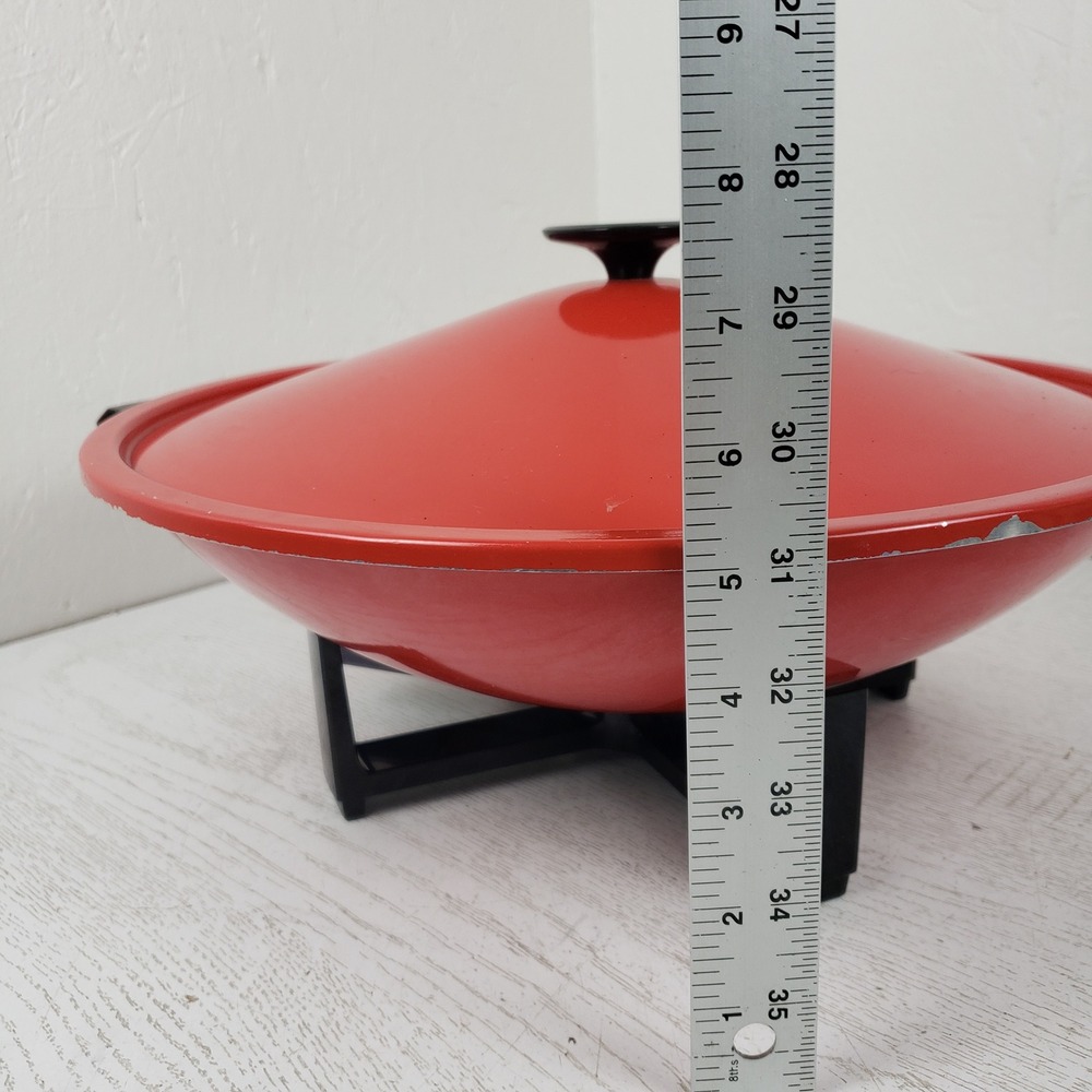 West Bend Electric Wok Red Vintage 1000W Model 5109 with Lid and Base Stand Nice - Picture 9 of 9